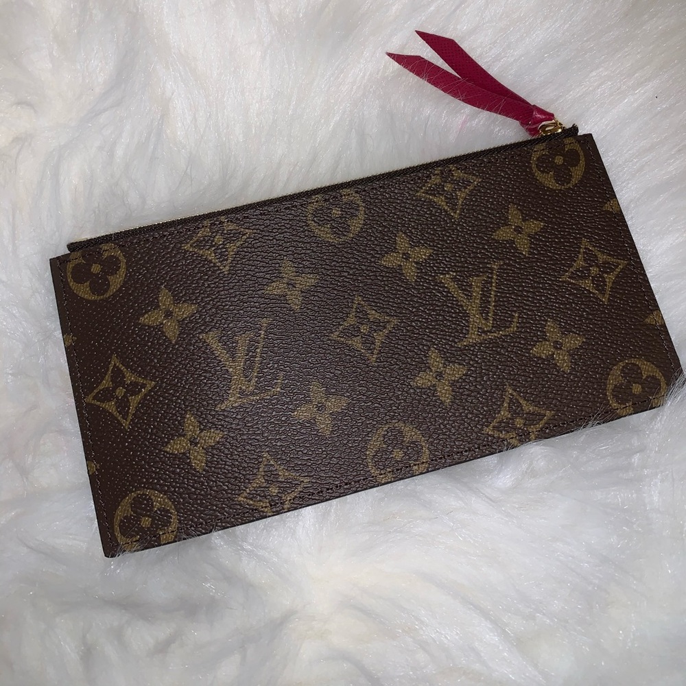 Louis Vuitton insert pouch